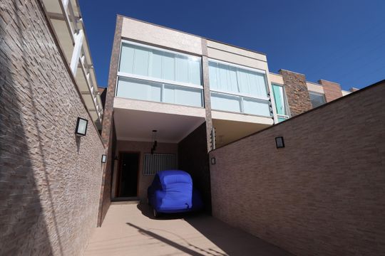 Garagem de casa à venda com 3 quartos, 240m² em Vila Lucia, São Paulo