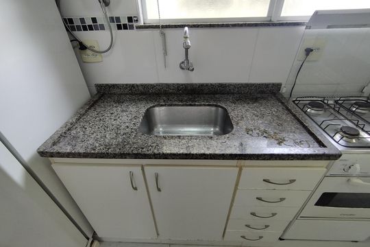 Cozinha de apartamento à venda com 1 quarto, 55m² em Vila Mariana, São Paulo