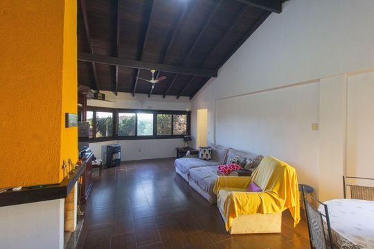 Casa à venda com 3 quartos, 220m² em Campestre, São Leopoldo