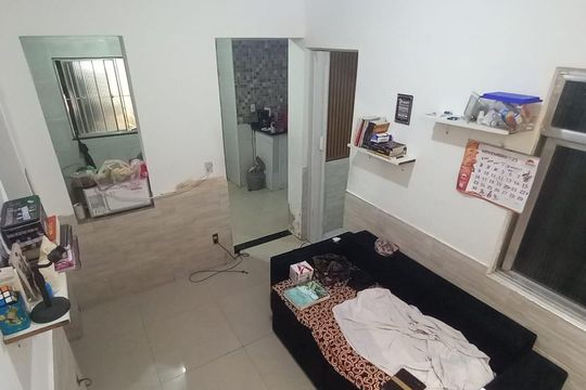 Sala de casa à venda com 2 quartos, 200m² em Ramos, Rio de Janeiro