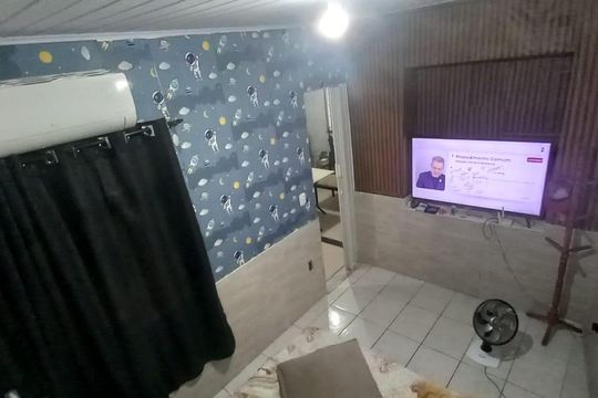 Quarto 1 de casa à venda com 2 quartos, 200m² em Ramos, Rio de Janeiro