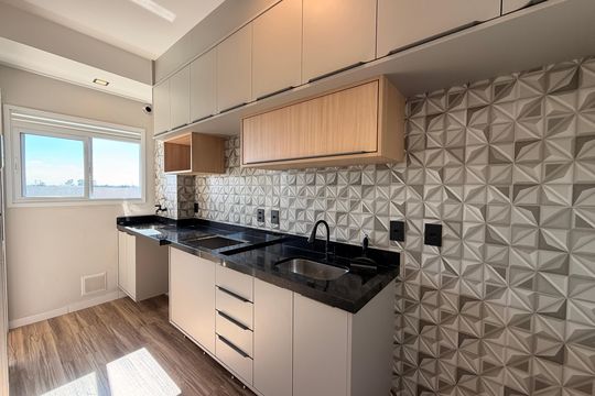 Cozinha de apartamento à venda com 2 quartos, 58m² em Medeiros, Jundiaí