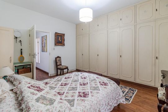Quarto 1 de casa para alugar com 3 quartos, 164m² em Sumaré, São Paulo