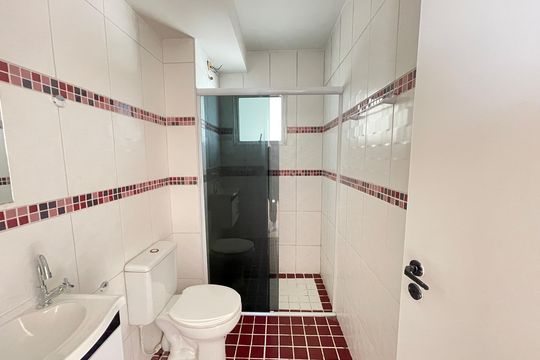 Banheiro Social de apartamento para alugar com 2 quartos, 61m² em Vila Sonia, São Paulo