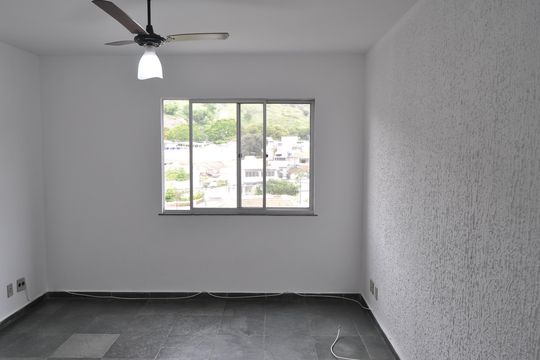Sala de apartamento à venda com 2 quartos, 50m² em Engenho de Dentro, Rio de Janeiro
