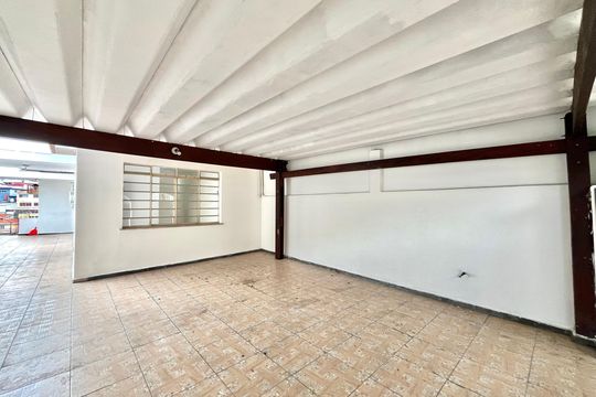 Garagem de casa para alugar com 2 quartos, 189m² em Jabaquara, São Paulo