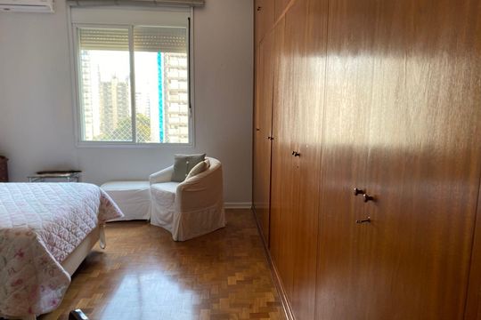 Suíte de apartamento à venda com 4 quartos, 280m² em Jardim Paulista, São Paulo