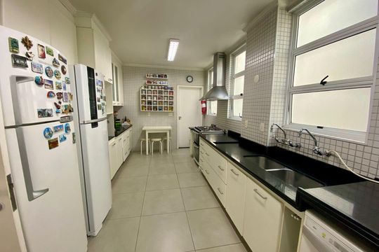 Cozinha de apartamento à venda com 4 quartos, 280m² em Jardim Paulista, São Paulo