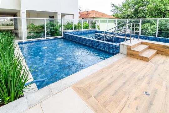 Piscina de apartamento para alugar com 1 quarto, 42m² em Barra Funda, São Paulo