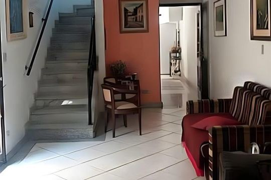 Casa à venda com 3 quartos, 180m² em Bosque da Saúde, São Paulo