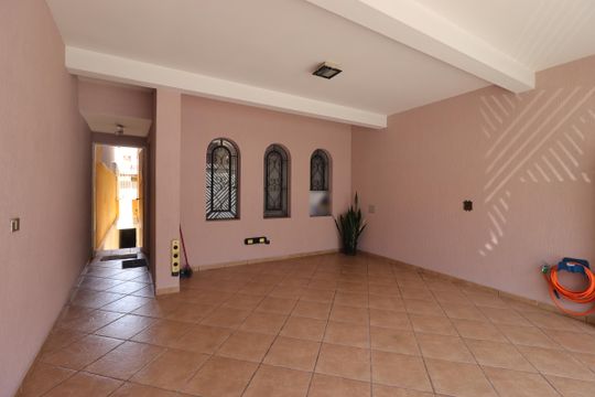 Garagem de casa à venda com 3 quartos, 221m² em Vila Valparaíso, Santo André