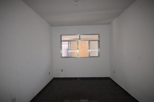 Quarto 2 de apartamento para alugar com 2 quartos, 70m² em Campo Grande, Rio de Janeiro