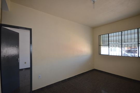 Sala de apartamento para alugar com 2 quartos, 70m² em Campo Grande, Rio de Janeiro