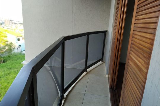 Casa à venda com 3 quartos, 380m² em Parque Sao Vicente, Santo André