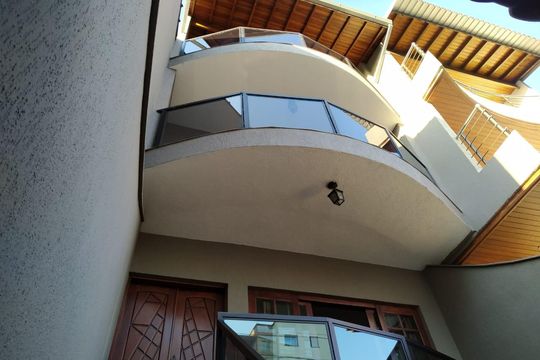 Casa à venda com 3 quartos, 380m² em Parque Sao Vicente, Santo André