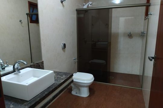Casa à venda com 3 quartos, 380m² em Parque Sao Vicente, Santo André