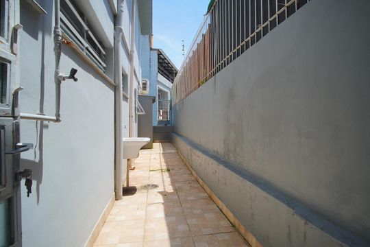 Área de Serviço de casa à venda com 5 quartos, 400m² em Chácara das Pedras, Porto Alegre