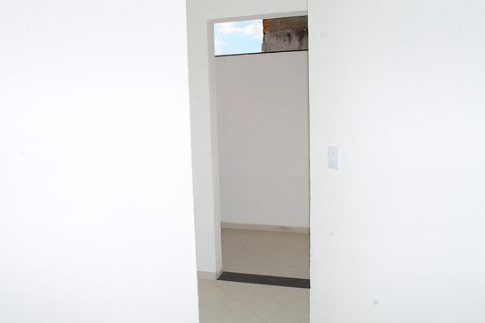 Corredor de apartamento para alugar com 1 quarto, 31m² em Ouro Minas, Belo Horizonte