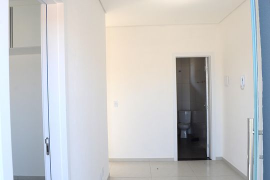 Sala de apartamento para alugar com 1 quarto, 31m² em Ouro Minas, Belo Horizonte