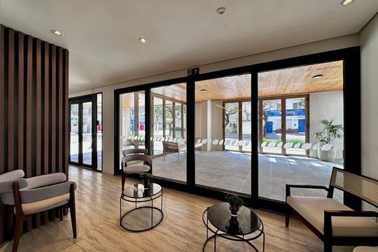 Área comum de kitnet/studio para alugar com 0 quarto, 19m² em Indianópolis, São Paulo