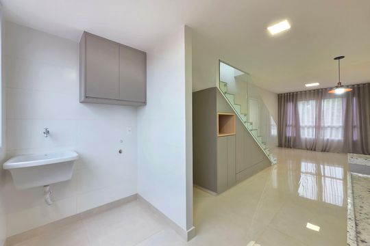 Cozinha  de apartamento à venda com 2 quartos, 128m² em Santa Efigênia, Belo Horizonte