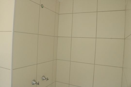 Banheiro de apartamento à venda com 2 quartos, 39m² em Barra Funda, São Paulo
