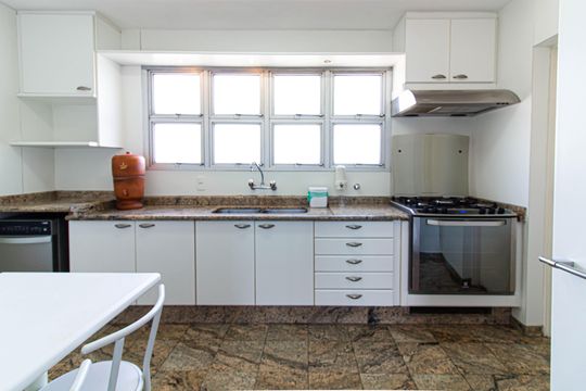 Cozinha de apartamento à venda com 3 quartos, 198m² em Perdizes, São Paulo
