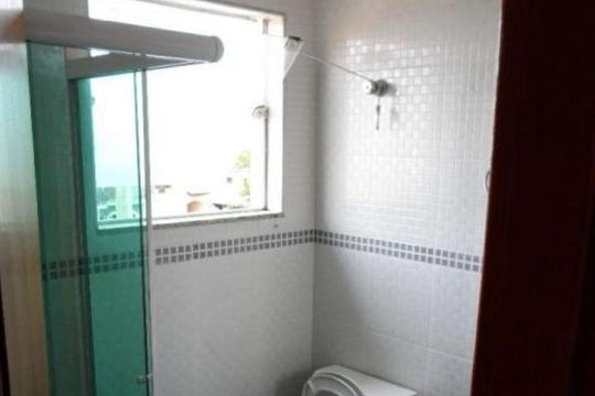 Banheiro de casa à venda com 3 quartos, 300m² em Vila Nivi, São Paulo