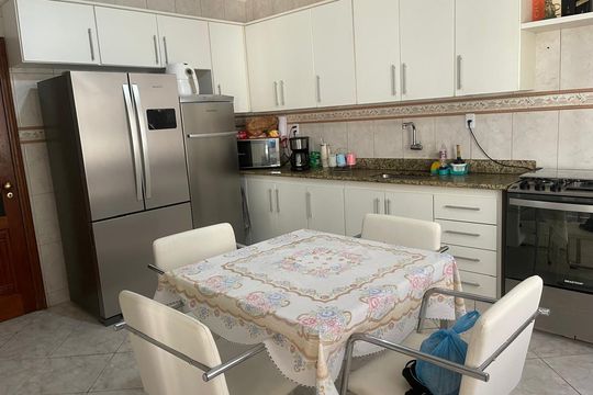 Cozinha de casa à venda com 4 quartos, 264m² em Benfica, Rio de Janeiro