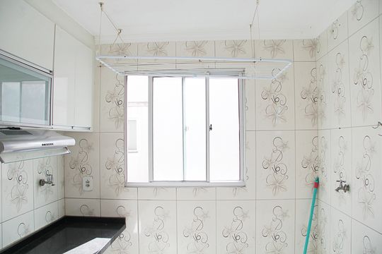 Cozinha de apartamento para alugar com 2 quartos, 55m² em Água Chata, Guarulhos
