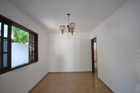 Casa para alugar com 2 quartos, 75m² em Campo Grande, Rio de Janeiro