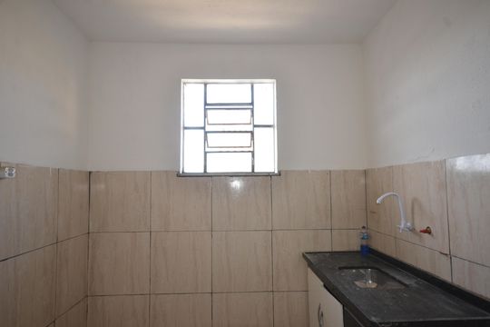 Cozinha de casa para alugar com 2 quartos, 75m² em Campo Grande, Rio de Janeiro