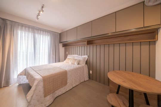 Apartamento para alugar com 1 quarto, 24m² em Vila Cordeiro, São Paulo