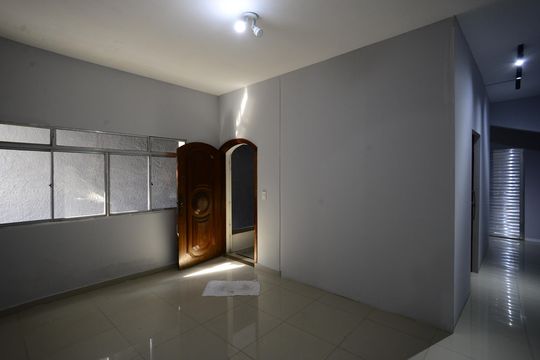 Sala de casa à venda com 6 quartos, 480m² em Ipiranga, São Paulo