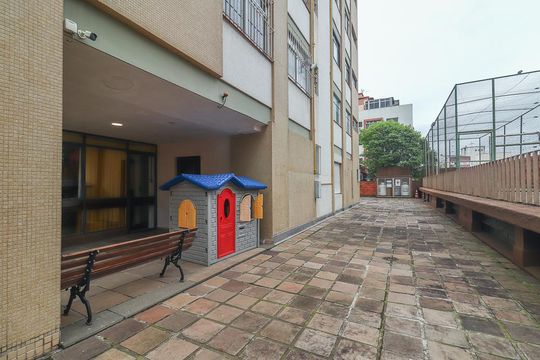 Área comum de apartamento à venda com 3 quartos, 117m² em Petrópolis, Porto Alegre