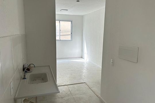 Cozinha  de apartamento à venda com 2 quartos, 45m² em Gardênia Azul, Rio de Janeiro