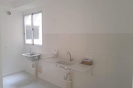 Cozinha  de apartamento à venda com 2 quartos, 45m² em Gardênia Azul, Rio de Janeiro