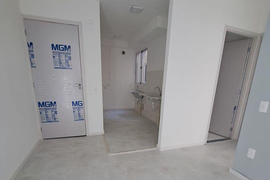 Sala de apartamento à venda com 2 quartos, 45m² em Gardênia Azul, Rio de Janeiro