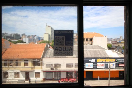 Detalhe de apartamento para alugar com 1 quarto, 30m² em Floresta, Porto Alegre