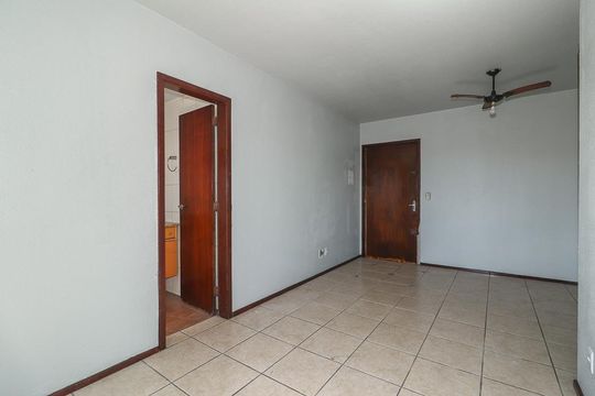 Studio de kitnet/studio para alugar com 0 quarto, 30m² em Floresta, Porto Alegre