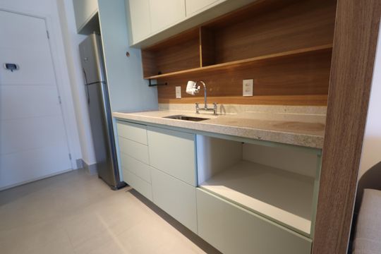 Cozinha de apartamento para alugar com 1 quarto, 40m² em Vila Mariana, São Paulo