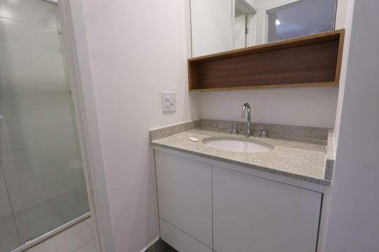 Banheiro de apartamento para alugar com 1 quarto, 40m² em Vila Mariana, São Paulo