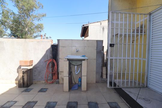 Área de Serviço de casa à venda com 2 quartos, 70m² em Jardim Magali, Santo André