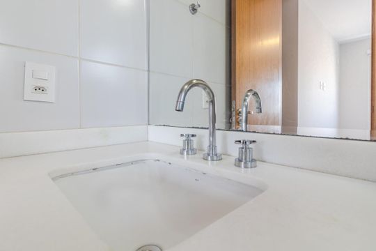 Banheiro da Suíte de apartamento à venda com 2 quartos, 62m² em Sumaré, São Paulo