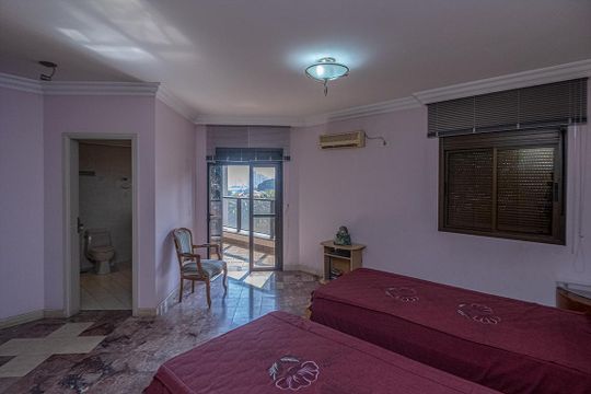 Suíte 2 de apartamento à venda com 4 quartos, 560m² em Bosque da Saúde, São Paulo