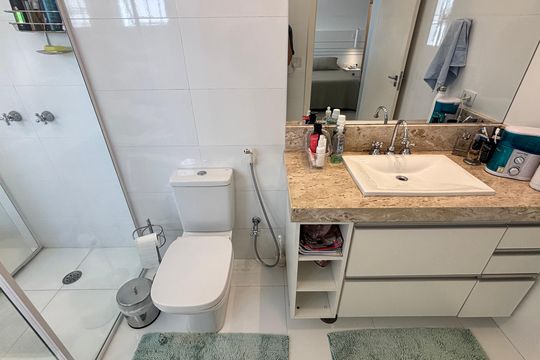 Banheiro da Suíte 1 de casa à venda com 4 quartos, 160m² em Jardim, Santo André