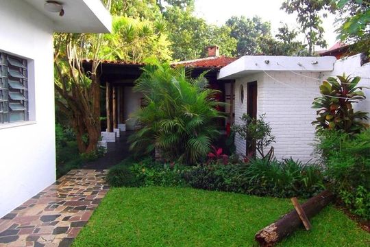 Casa à venda com 4 quartos, 416m² em Jardim Santa Helena, São Paulo