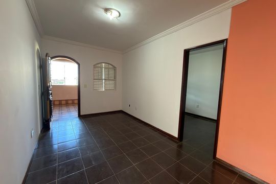 Casa para alugar com 4 quartos, 140m² em Conjunto F, Brasília