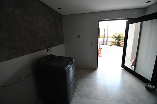 Área de Serviço de casa à venda com 4 quartos, 630m² em Jardim Sorirama (sousas), Campinas