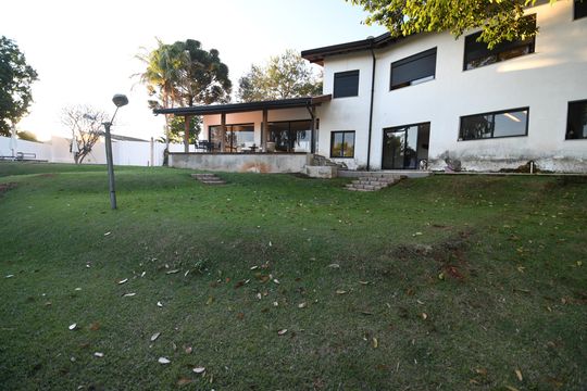 Jardim de casa à venda com 4 quartos, 630m² em Jardim Sorirama (sousas), Campinas
